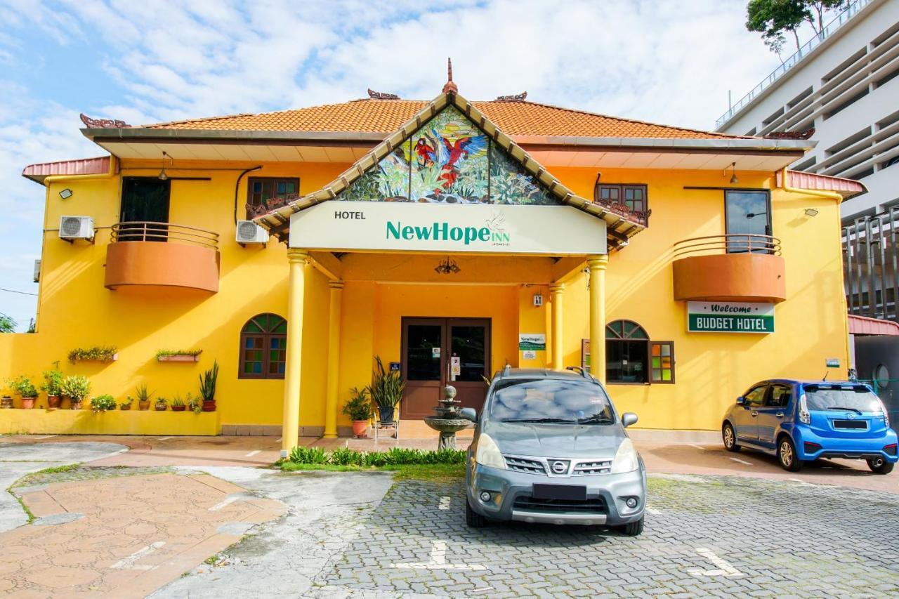 Oyo 89479 New Hope Inn Tanjung Bungah  Exteriér fotografie